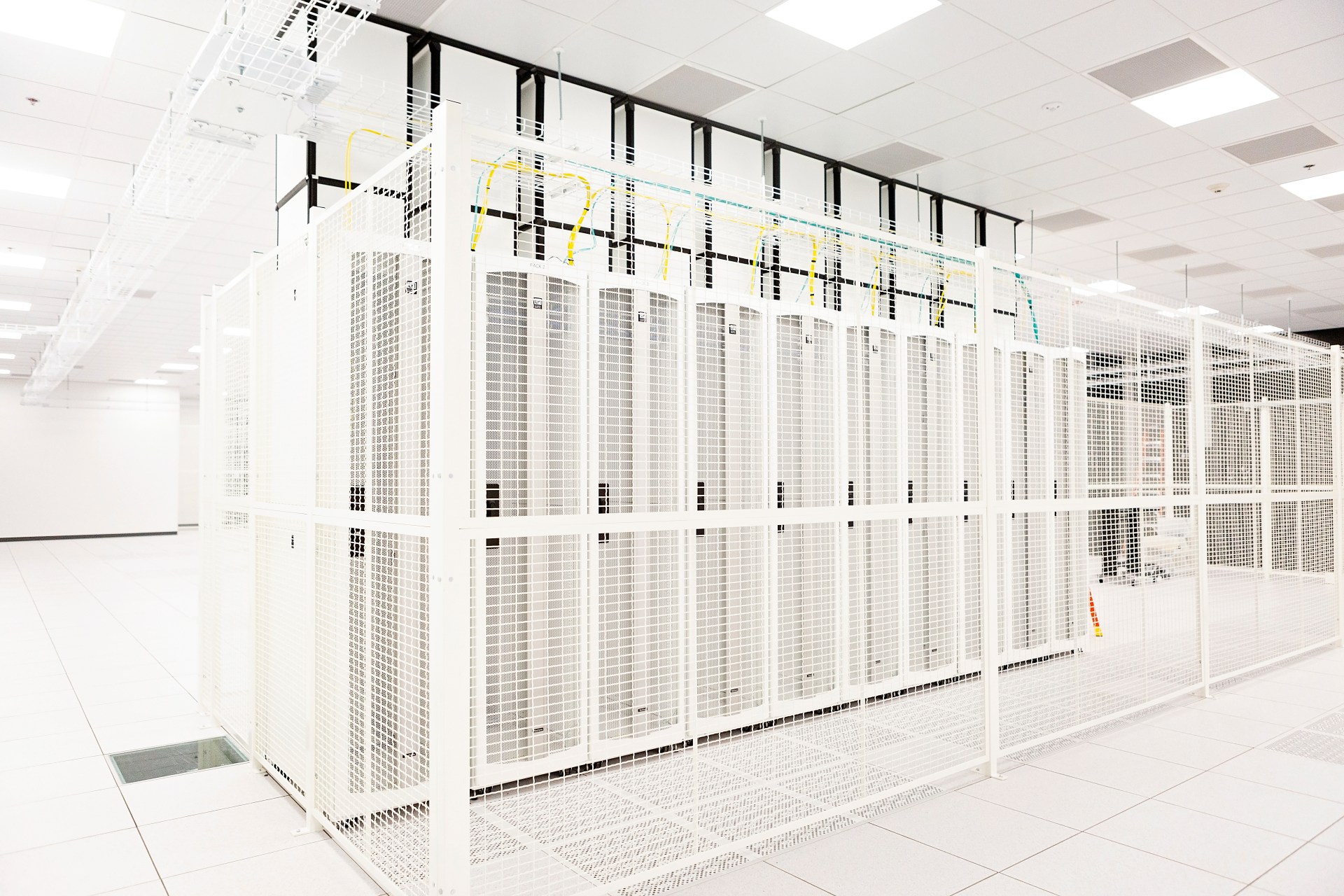 Difference between Colocation and Dedicated Server | A Quick Overview