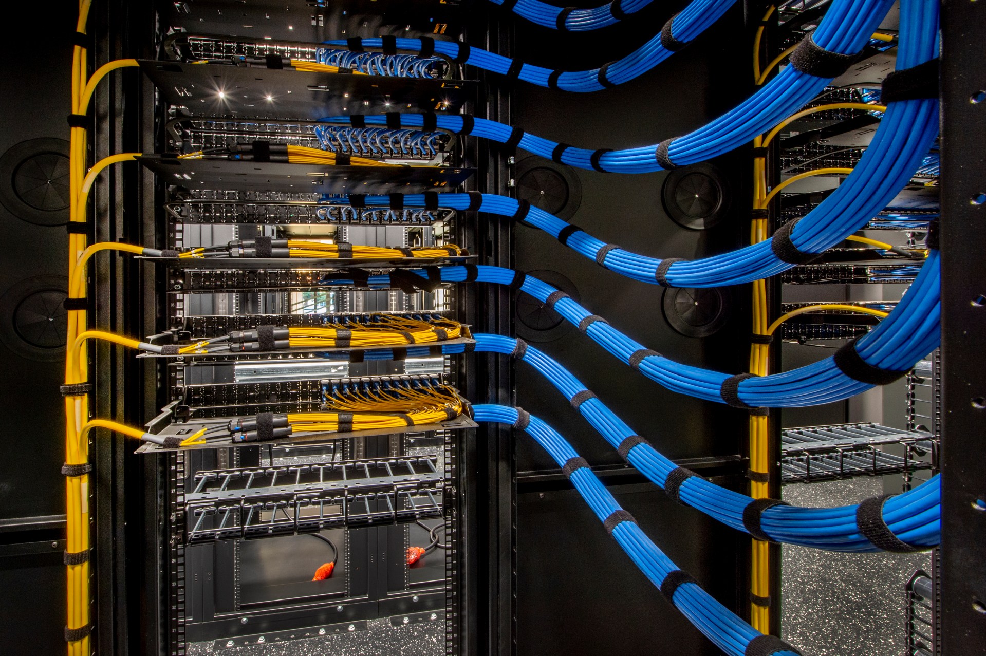 The Many Methods Of Connection At Colocation Facilities