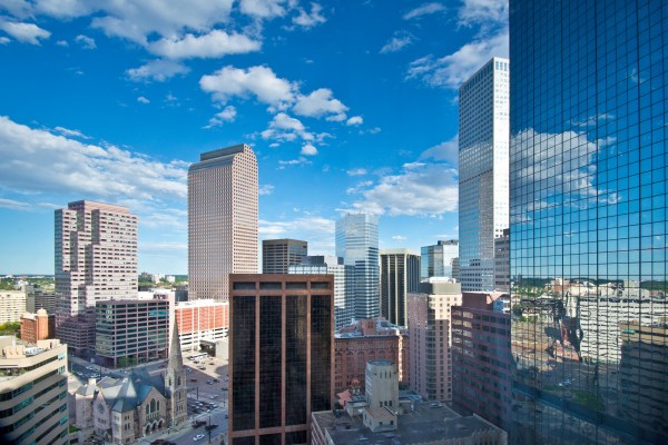 How to Evaluate the Best Data Center Provider in Denver