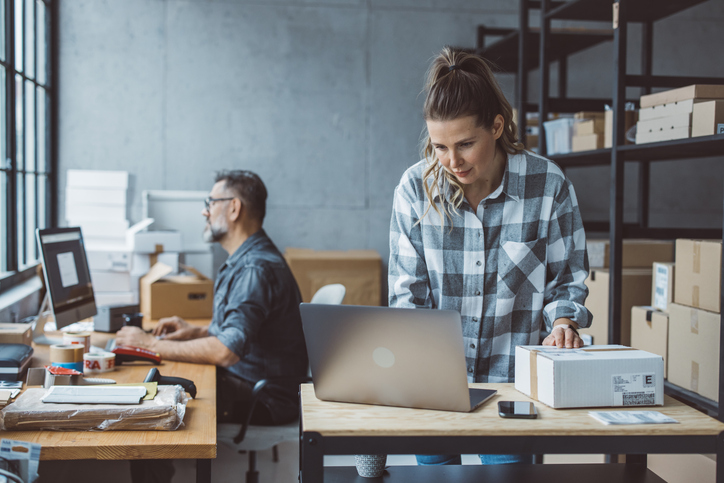 Interconnection Solutions For Retail E-Commerce Platforms