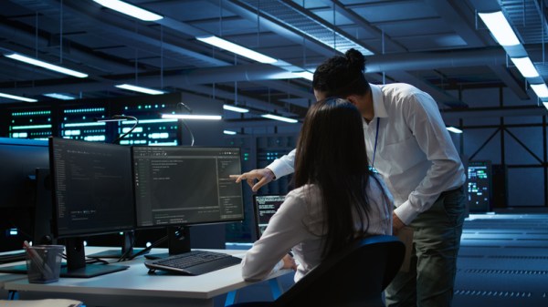 What are the Key Features of a Reliable Orange County Data Center?